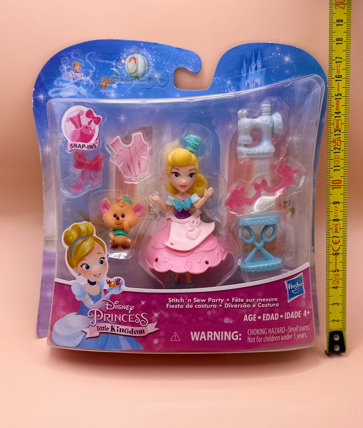 Princess Little Kingdom Stitch ‘n Sew Party Playset – Cinderella Figure with Accessories (Imperfect Packaging)