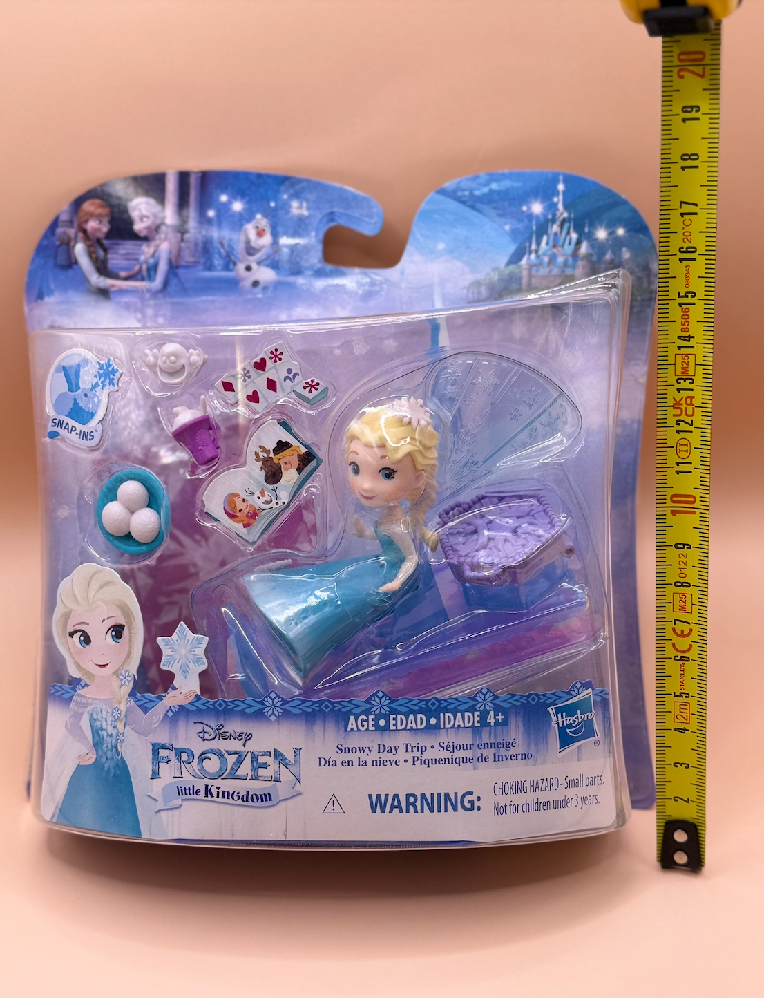 Frozen Little Kingdom Snowy Day Trip Playset – Elsa Figure with Accessories (Imperfect Packaging)