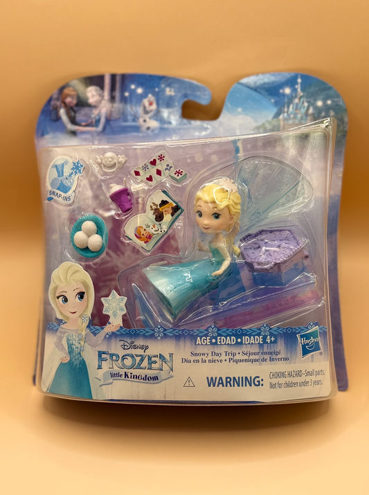 Frozen Little Kingdom Snowy Day Trip Playset – Elsa Figure with Accessories (Imperfect Packaging)